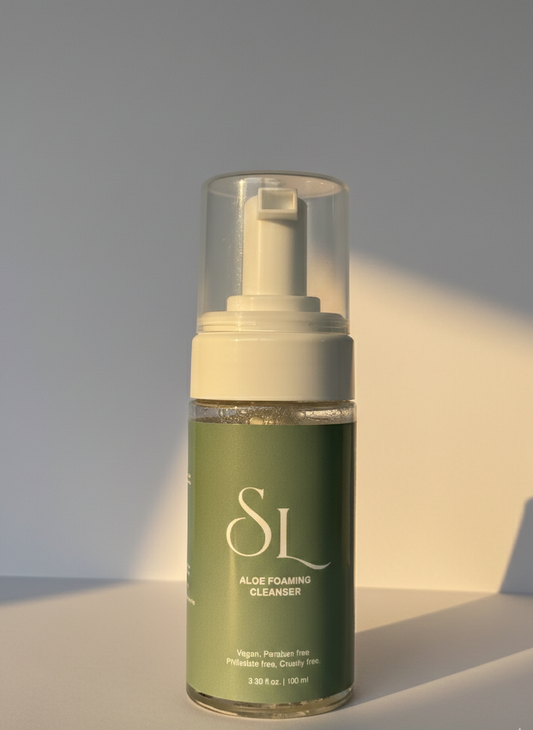 𝐀𝐥𝐨𝐞 𝐅𝐨𝐚𝐦𝐢𝐧𝐠 𝐂𝐥𝐞𝐚𝐧𝐬𝐞𝐫